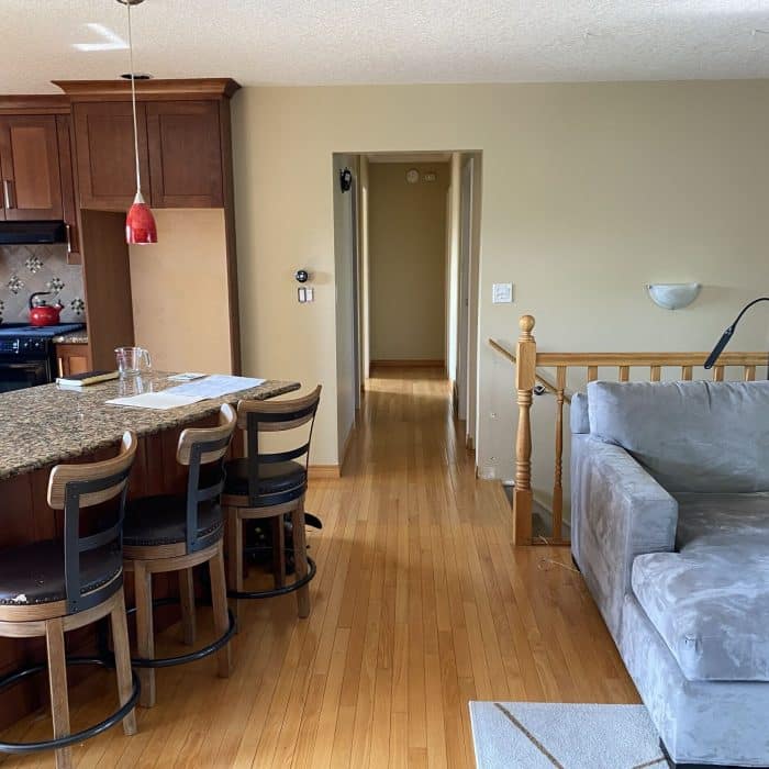 9.renovation.huntingtonhills.before.ensuite.calgary