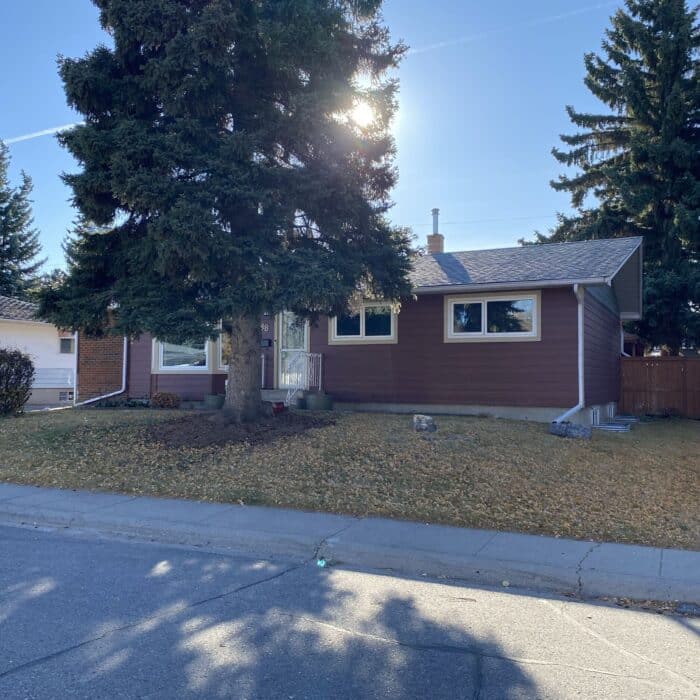 19calgary.haysboro.addition.renovation.before