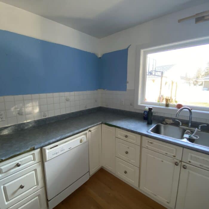 5calgary.haysboro.kitchen.renovation.before